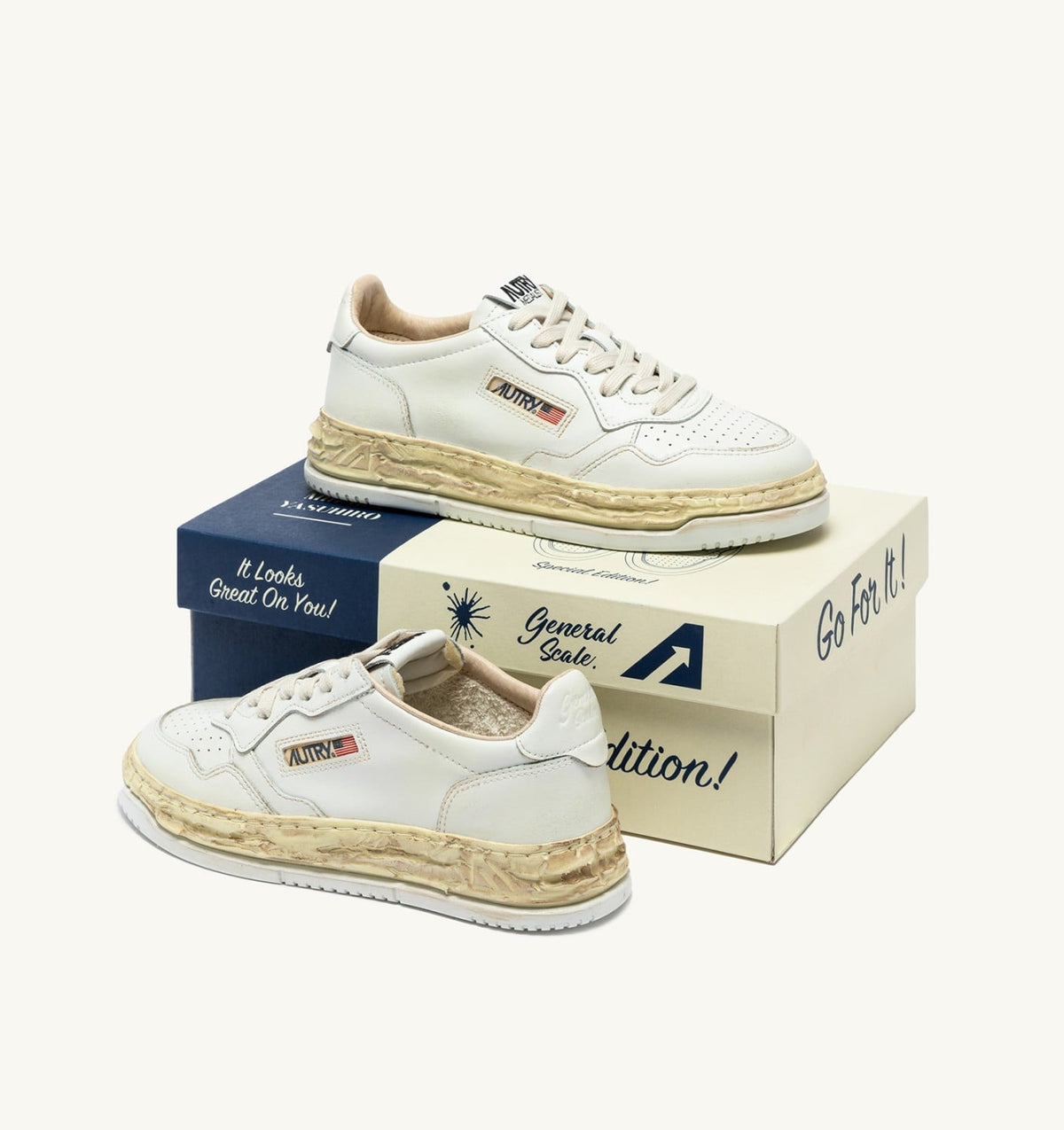 MEDALIST LOW SUPER VINTAGE 'Autry x Maison MIHARA YASUHIRO General Scale.' SNEAKERS IN WHITE LEATHER - AUTRY Great Value