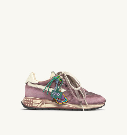 REELWIND SUPER VINTAGE SNEAKERS IN WINDSOR WINE AND WHITE SUEDE AND NYLON - AUTRY Everyday