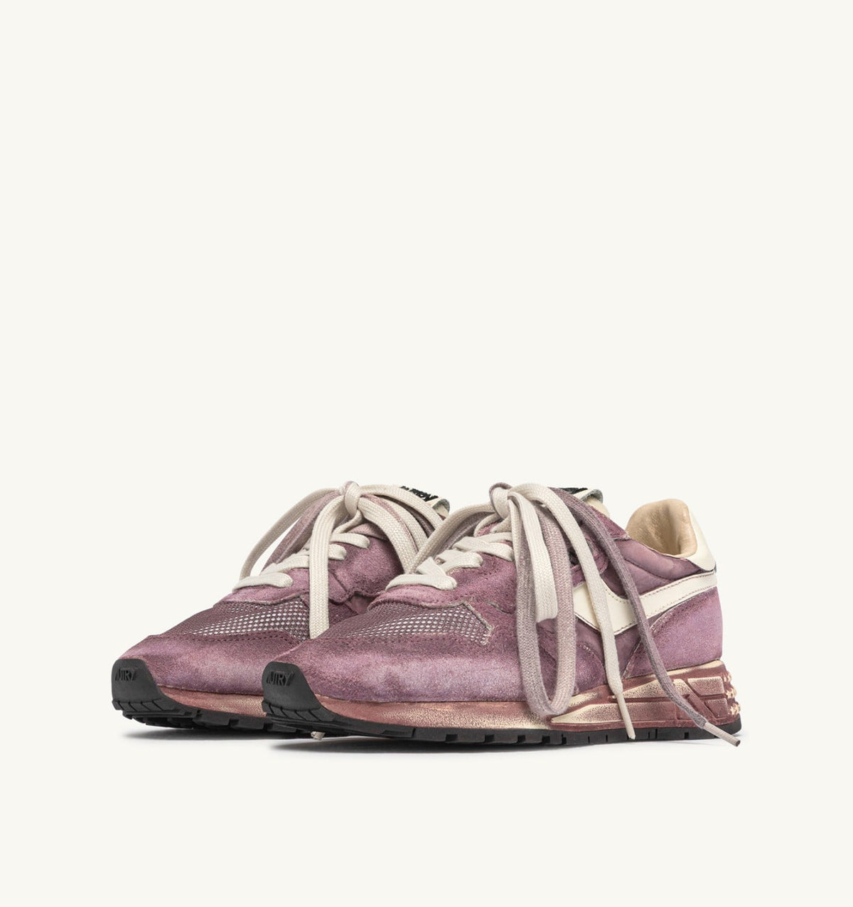 REELWIND SUPER VINTAGE SNEAKERS IN WINDSOR WINE AND WHITE SUEDE AND NYLON - AUTRY Everyday