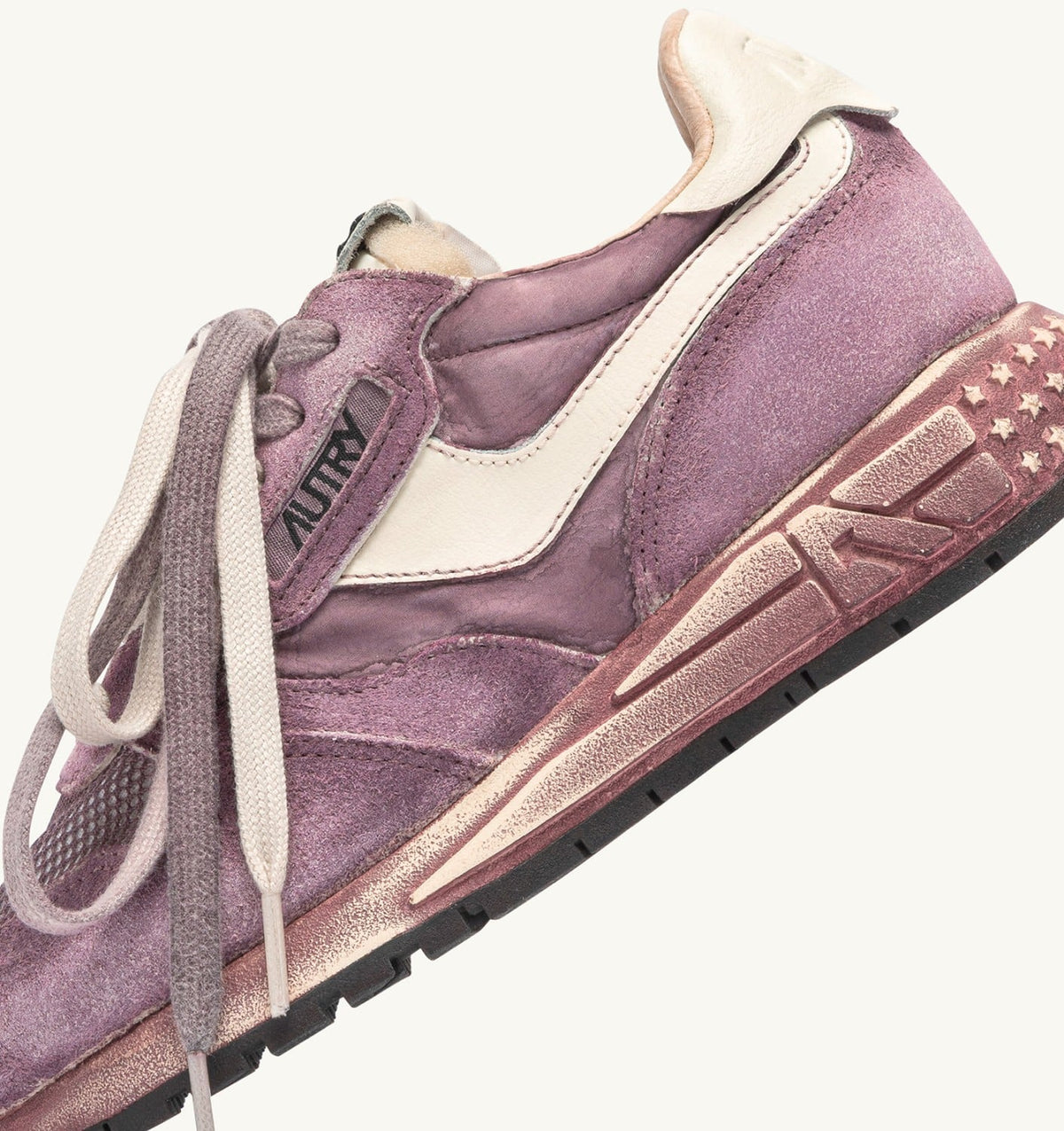 REELWIND SUPER VINTAGE SNEAKERS IN WINDSOR WINE AND WHITE SUEDE AND NYLON - AUTRY Everyday