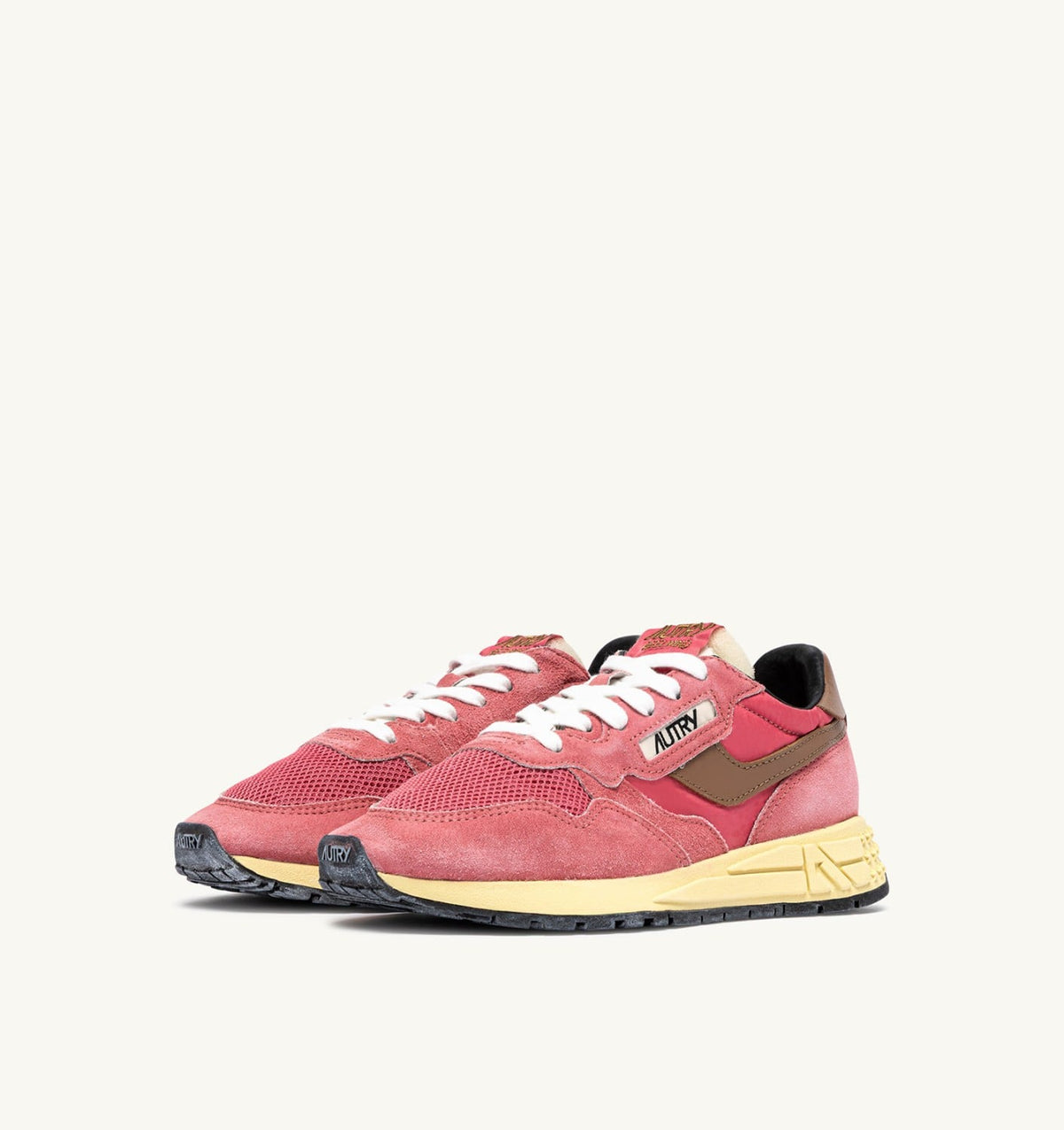 REELWIND LOW SNEAKERS IN STRAWBERRY SUGAR AND COCONUT NYLON AND SUEDE - AUTRY Essential