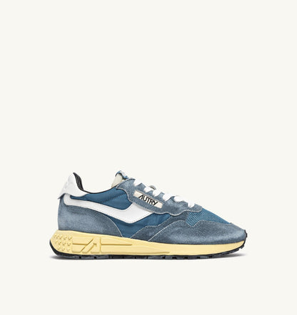 REELWIND LOW SNEAKERS IN WHITE AND SKY SUGAR NYLON AND SUEDE - AUTRY Everyday