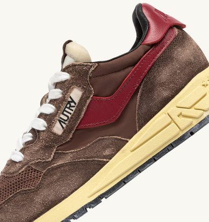 REELWIND LOW SNEAKERS IN COFFEE SUGAR AND DEEP CLARET NYLON AND SUEDE - AUTRY Value