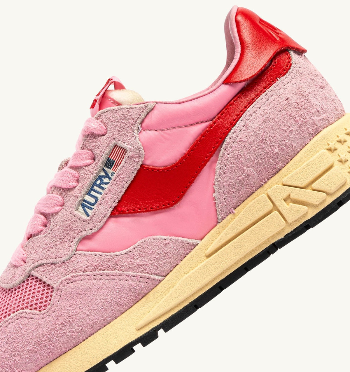 REELWIND LOW SNEAKERS IN PINK CHERUB AND FLAME SCARLET NYLON AND SUEDE - AUTRY Everyday