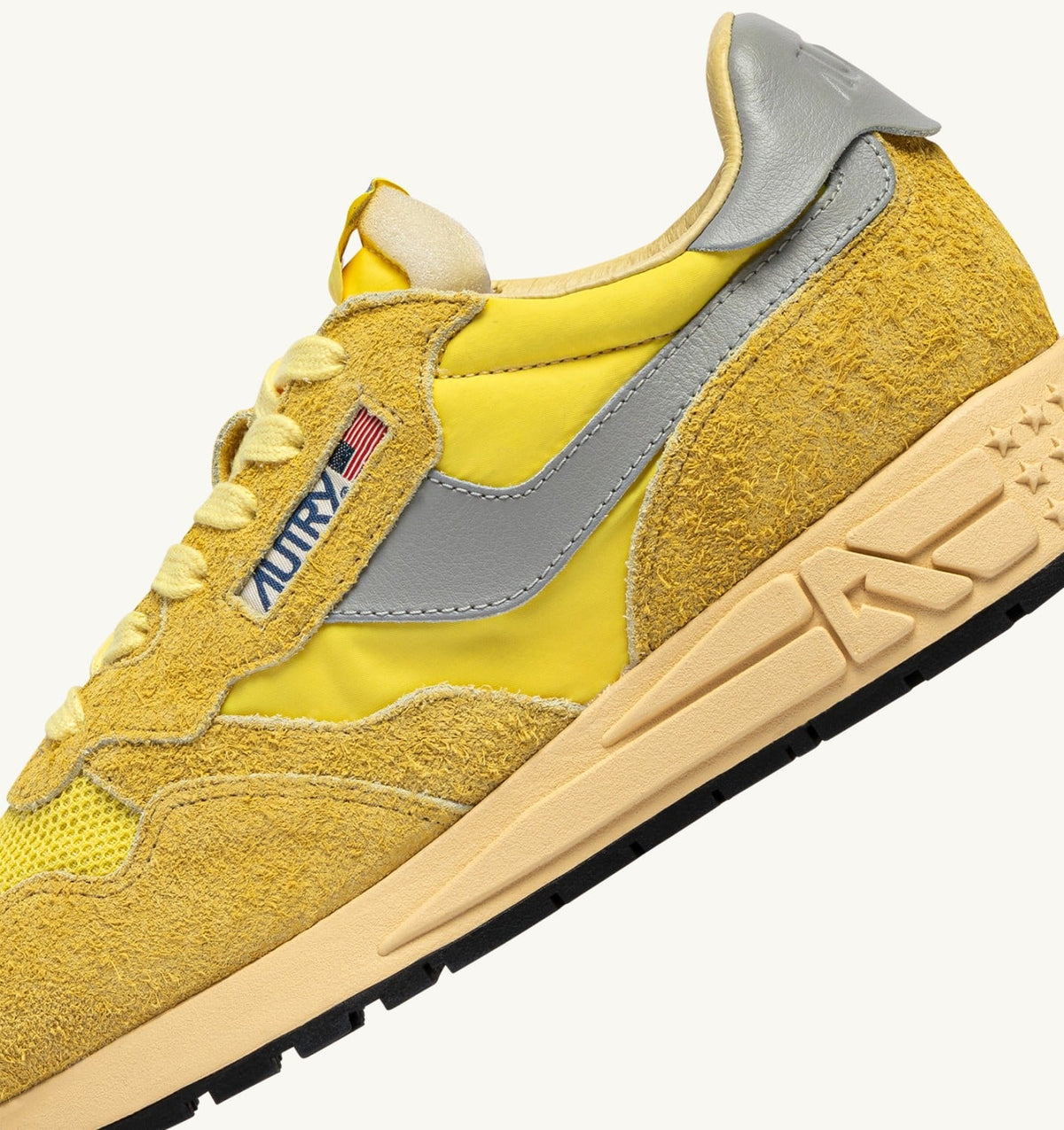 REELWIND LOW SNEAKERS IN POPCORN AND VAPOR NYLON AND SUEDE - AUTRY Value