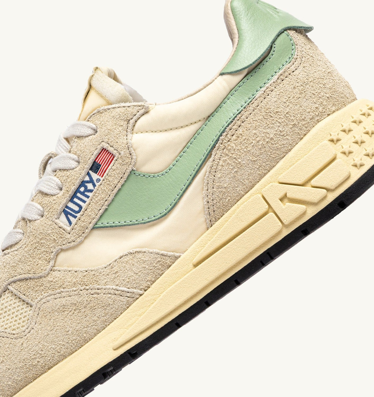 REELWIND LOW SNEAKERS IN ECRU AND RESEDA NYLON AND SUEDE - AUTRY Value