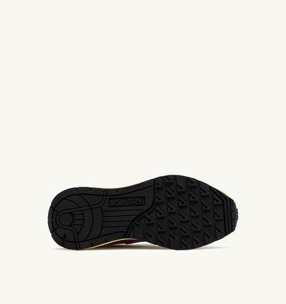 REELWIND LOW SNEAKERS IN STRAW AND CHATEAU ROSE NYLON AND SUEDE - AUTRY Quality