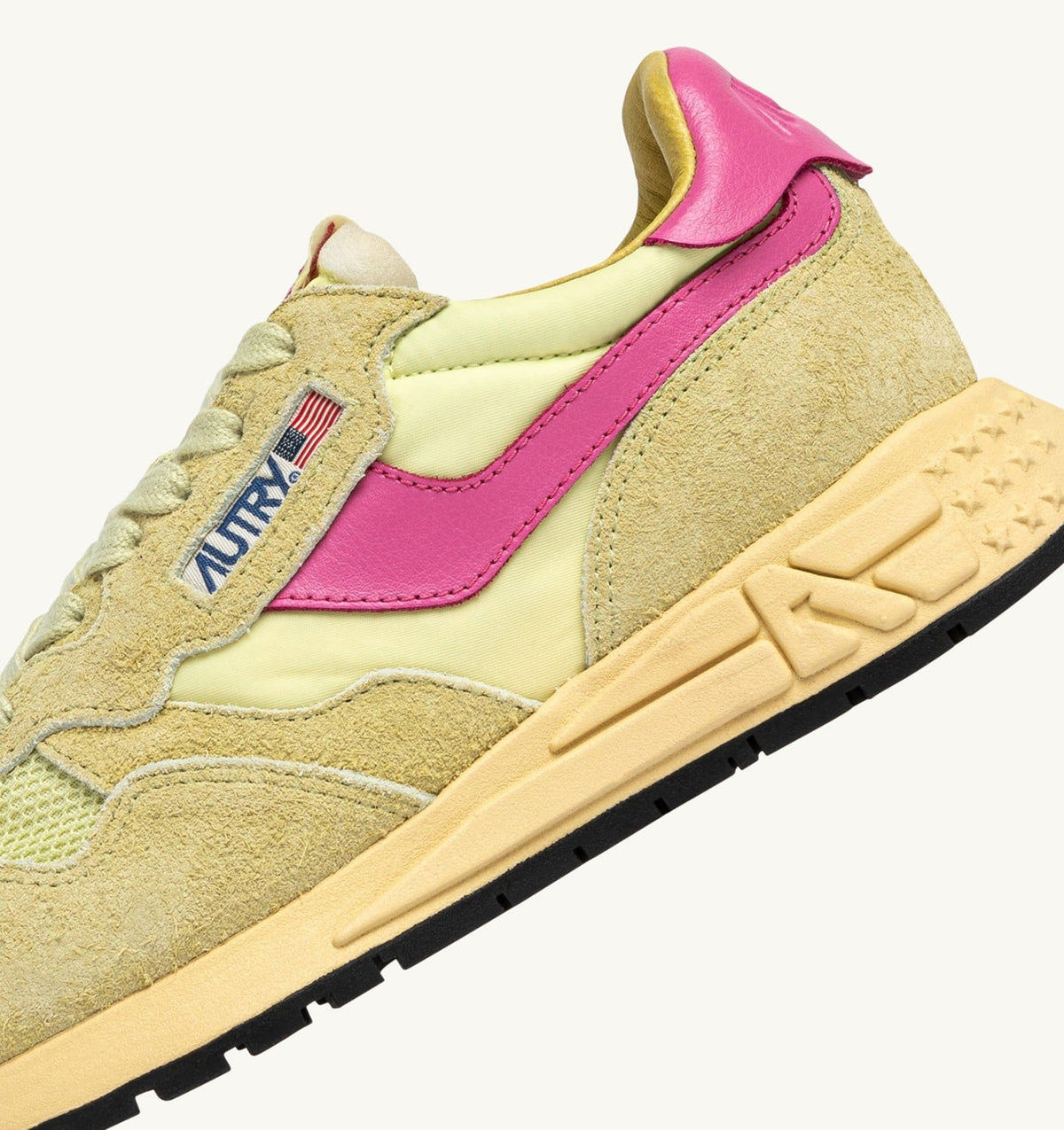 REELWIND LOW SNEAKERS IN STRAW AND CHATEAU ROSE NYLON AND SUEDE - AUTRY Quality