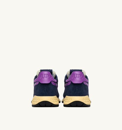 REELWIND LOW SNEAKERS IN NAVY AND DEWBERRY NYLON AND SUEDE - AUTRY Classic
