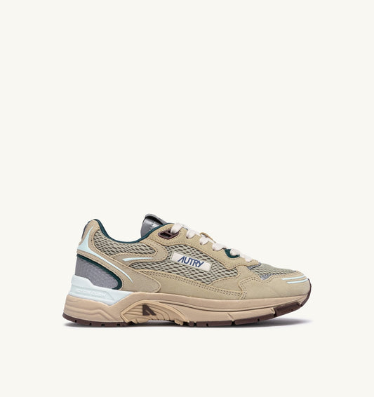 HYPERWAY SNEAKERS IN ECRU AND SPA BLUE SUEDE AND MESH - AUTRY Essential