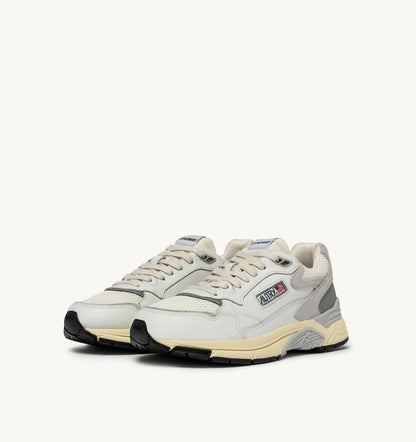 HYPERWAY SNEAKERS IN WHITE AND GRAY LEATHER AND MESH - AUTRY Great Value