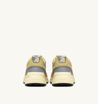 HYPERWAY SNEAKERS IN SOUTHERN MOSS AND SILVER MESH AND SUEDE - AUTRY Everyday