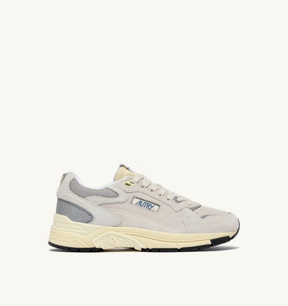 HYPERWAY SNEAKERS IN WHITE AND SILVER MESH AND SUEDE - AUTRY Value