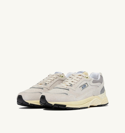HYPERWAY SNEAKERS IN WHITE AND SILVER MESH AND SUEDE - AUTRY Value