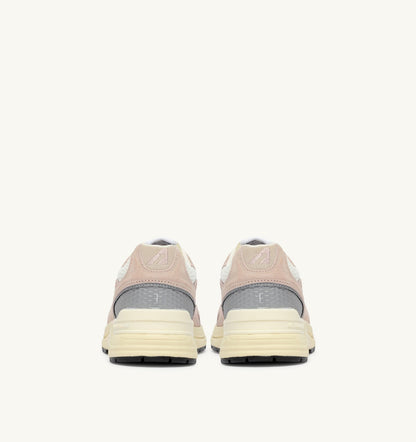 HYPERWAY SNEAKERS IN SILK AND MARSHMALLOW MESH AND SUEDE - AUTRY Essential