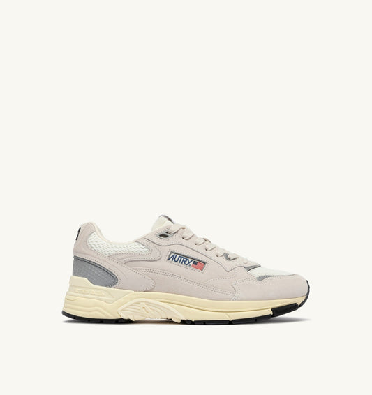 HYPERWAY SNEAKERS IN WHITE AND SILVER MESH AND SUEDE - AUTRY Everyday