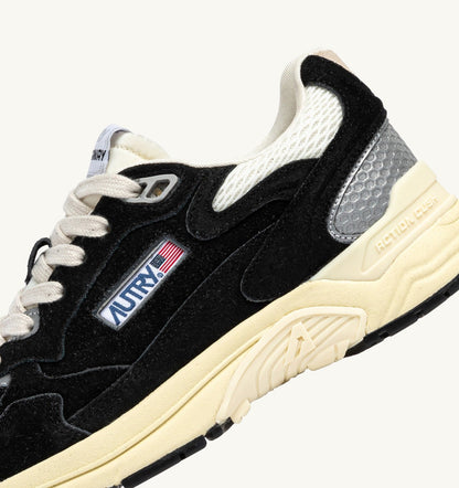 HYPERWAY SNEAKERS IN BLACK AND SILVER-TONE SUEDE AND MESH - AUTRY Value