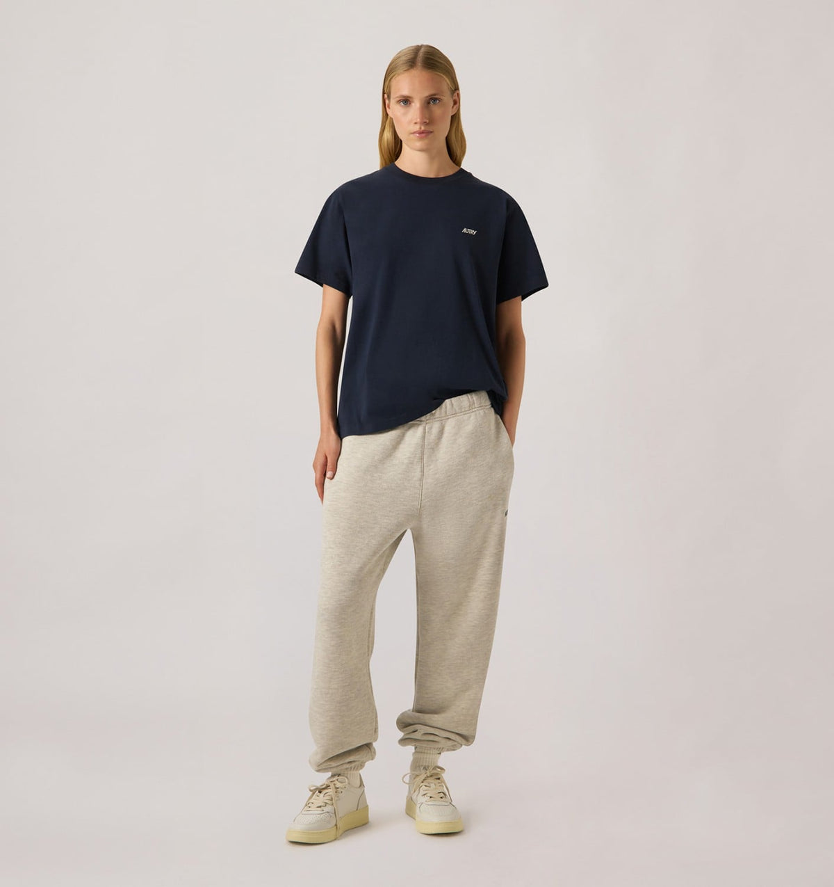 EMBROIDERED LOGO SWEATPANTS WOMAN - AUTRY Everyday