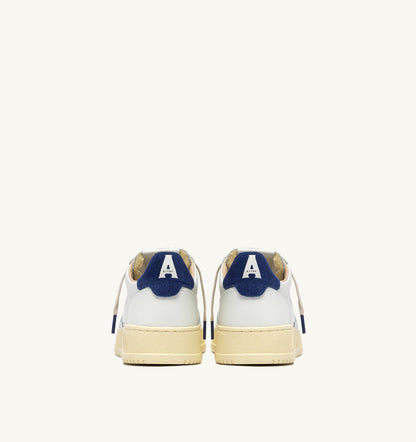 MEDALIST LOW SNEAKERS IN WHITE LEATHER AND BLUE DEPTHS SUEDE - AUTRY Quality