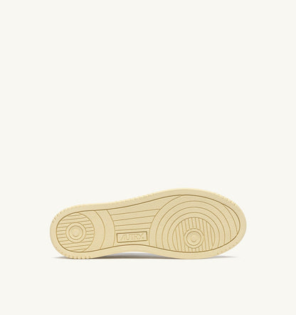 MEDALIST LOW SNEAKERS IN WHITE LEATHER AND BLUE DEPTHS SUEDE - AUTRY Quality