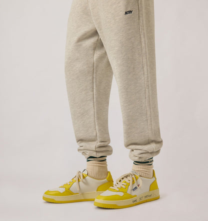 MEDALIST LOW SNEAKERS IN WHITE AND SLICKER LEATHER WITH LETTERING - AUTRY Great Value