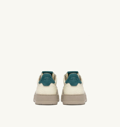 MEDALIST LOW SNEAKERS IN FEATHER GRAY AND DARK SEA LEATHER - AUTRY Great Value