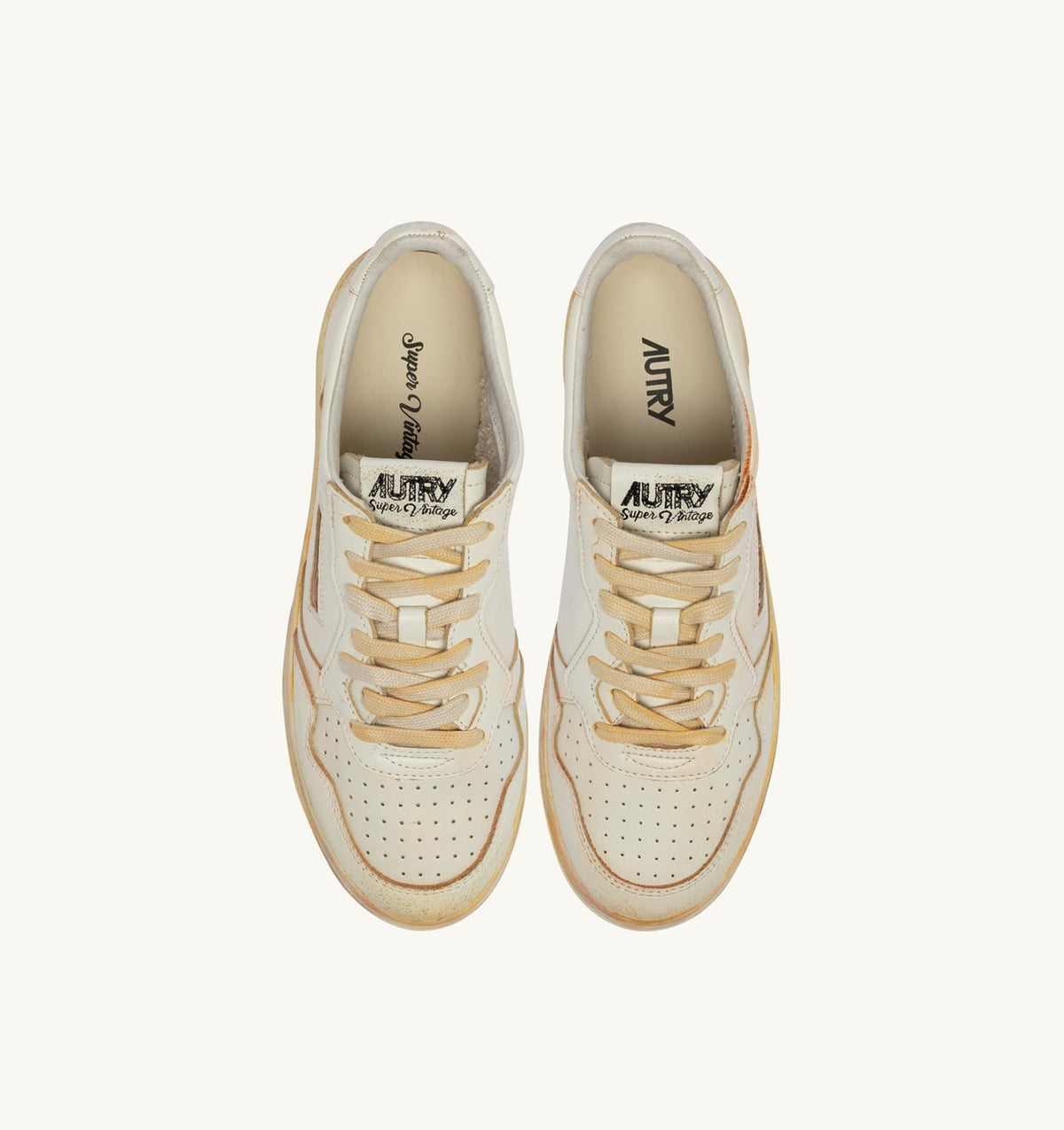MEDALIST LOW SUPER VINTAGE SNEAKERS IN WHITE LEATHER - AUTRY Everyday