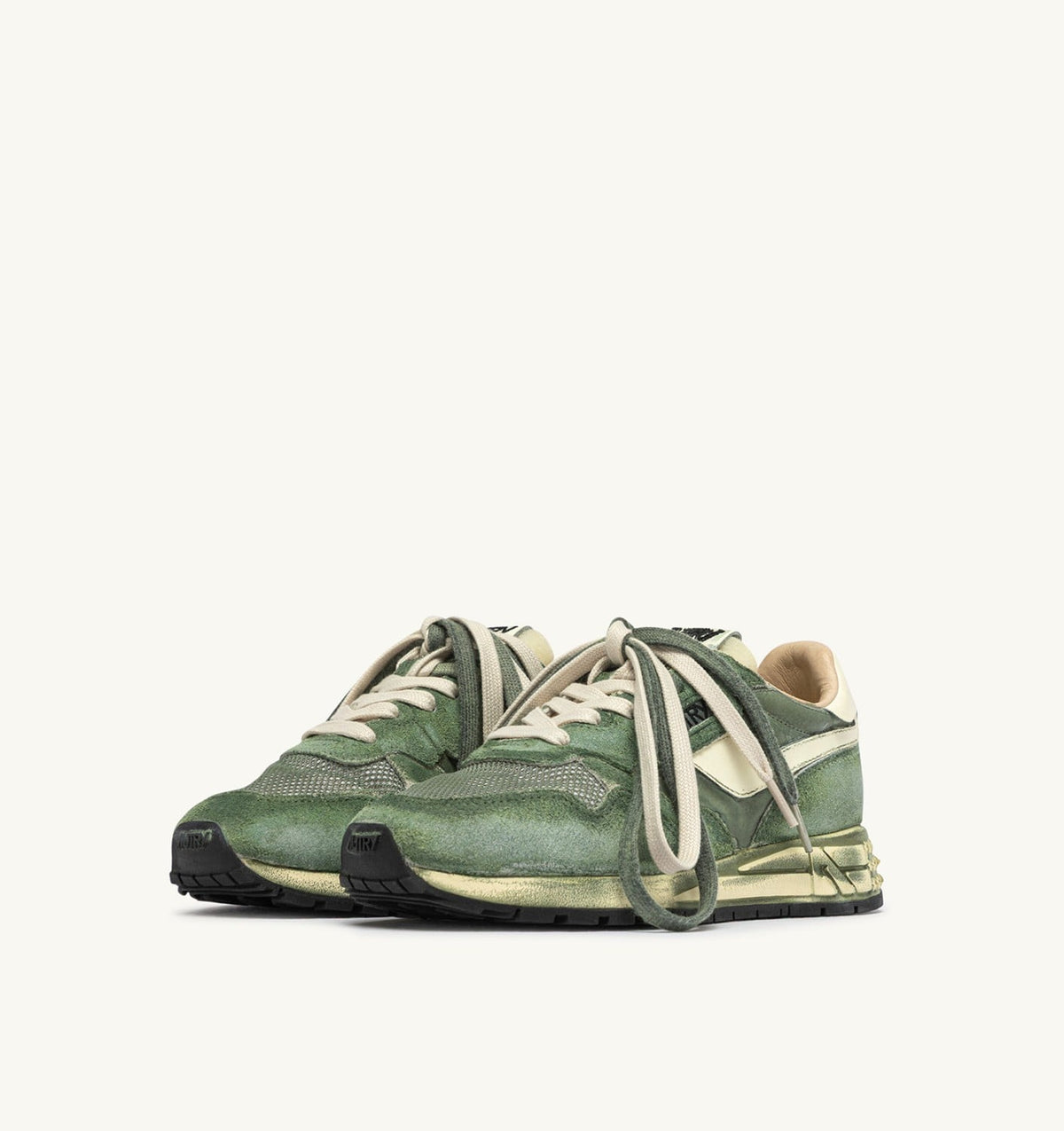 REELWIND SUPER VINTAGE SNEAKERS IN LEPRECHAUN AND WHITE SUEDE AND NYLON - AUTRY Latest