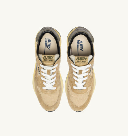 REELWIND LOW SNEAKERS IN FOAM SUGAR AND COVERT GREEN NYLON AND SUEDE - AUTRY Everyday
