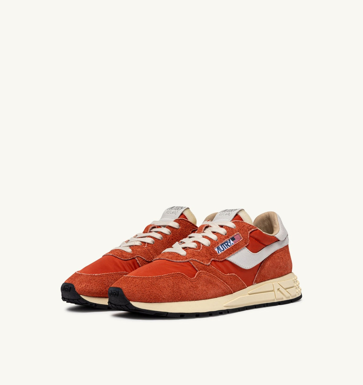 REELWIND LOW SNEAKERS IN WHITE AND ORANGE RUST NYLON AND SUEDE - AUTRY Classic