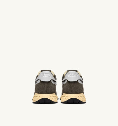 REELWIND LOW SNEAKERS IN OLIVE NIGHT AND HARBOR MIST NYLON AND SUEDE - AUTRY Everyday