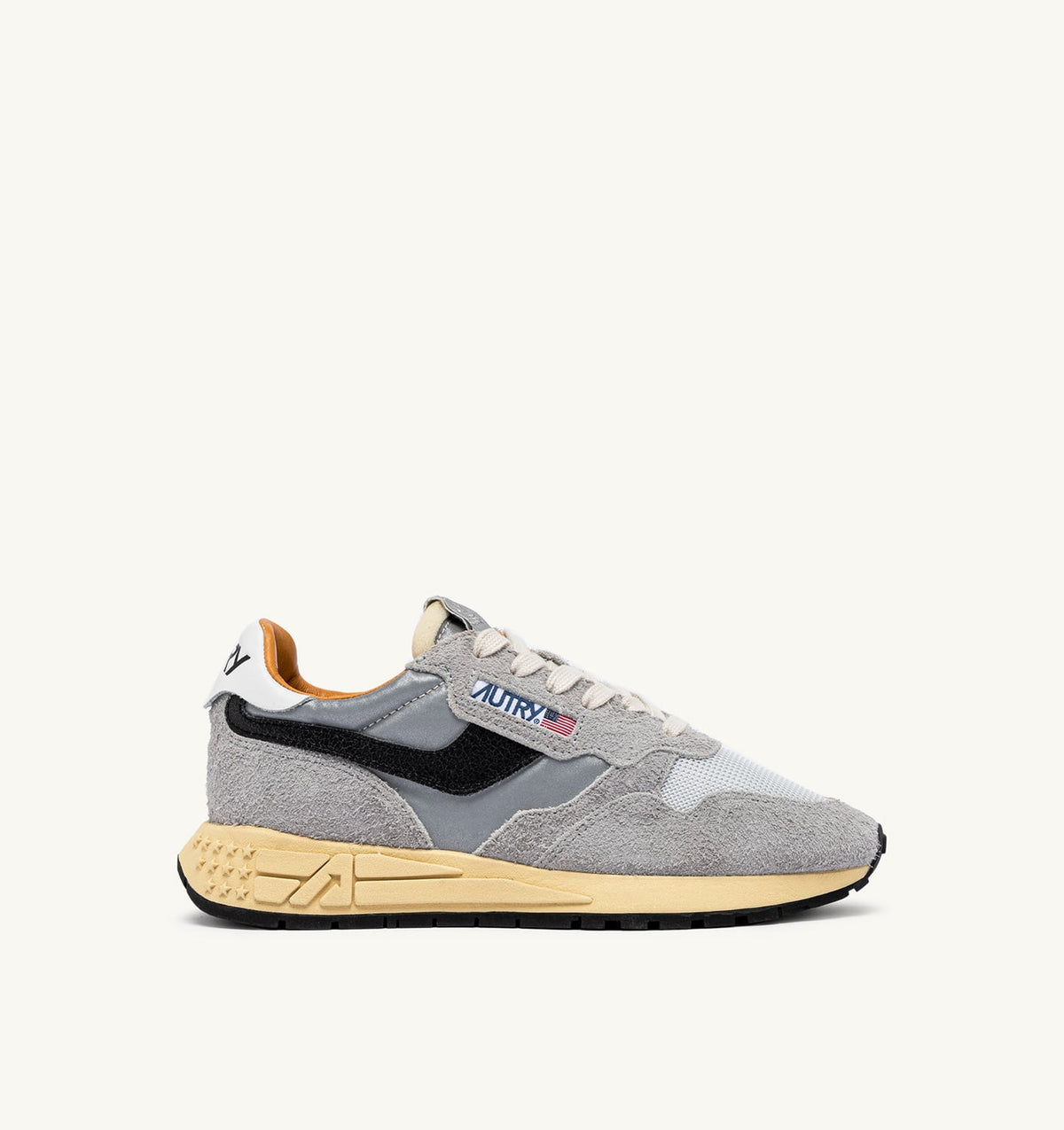 REELWIND LOW SNEAKERS IN SAND SUEDE AND REFLECTIVE NYLON - AUTRY Quality