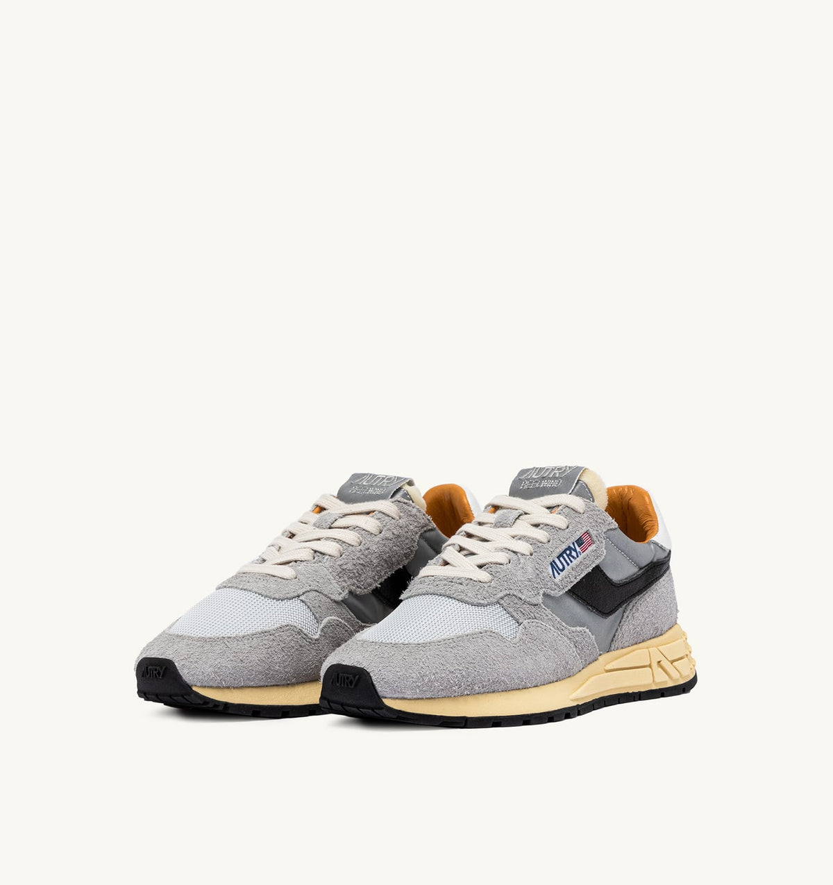 REELWIND LOW SNEAKERS IN SAND SUEDE AND REFLECTIVE NYLON - AUTRY Quality