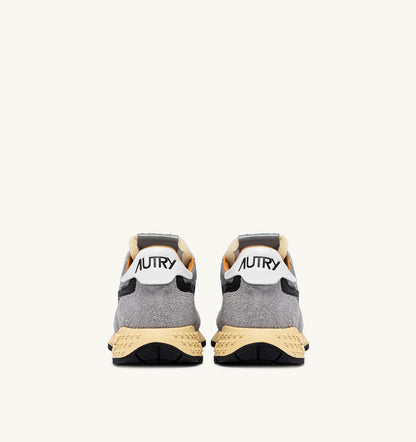 REELWIND LOW SNEAKERS IN SAND SUEDE AND REFLECTIVE NYLON - AUTRY Quality