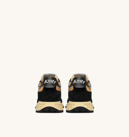 REELWIND LOW SNEAKERS IN BLACK SUEDE AND REFLECTIVE NYLON - AUTRY Classic