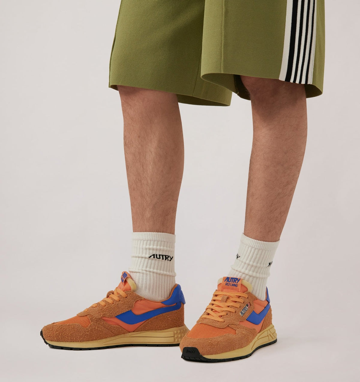 REELWIND LOW SNEAKERS IN CANOVA AND STRONG BLUE NYLON AND SUEDE - AUTRY Essential