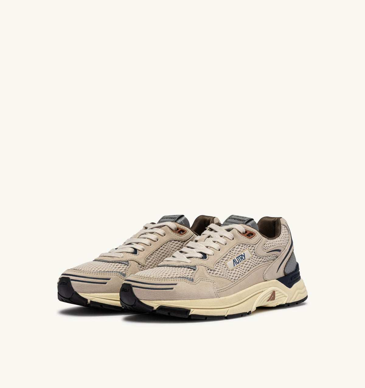HYPERWAY SNEAKERS IN SAND AND SPA BLUE SUEDE AND MESH - AUTRY Everyday