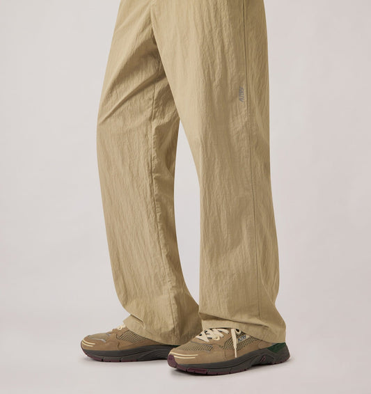 HYPERWAY SNEAKERS IN BISCUIT AND AFTERGLOW SUEDE AND MESH - AUTRY Quality