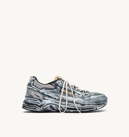 HYPERWAY SUPER VINTAGE SNEAKERS IN BLACK AND SILVER SUEDE - AUTRY Essential