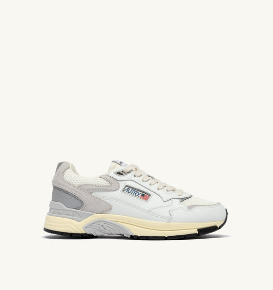 HYPERWAY SNEAKERS IN WHITE AND GRAY MESH AND LEATHER - AUTRY Everyday