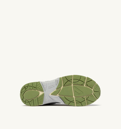HYPERWAY SNEAKERS IN SILVER SEA GRASS AND CYPRESS SYNTHETIC LEATHER AND MESH - AUTRY Essential