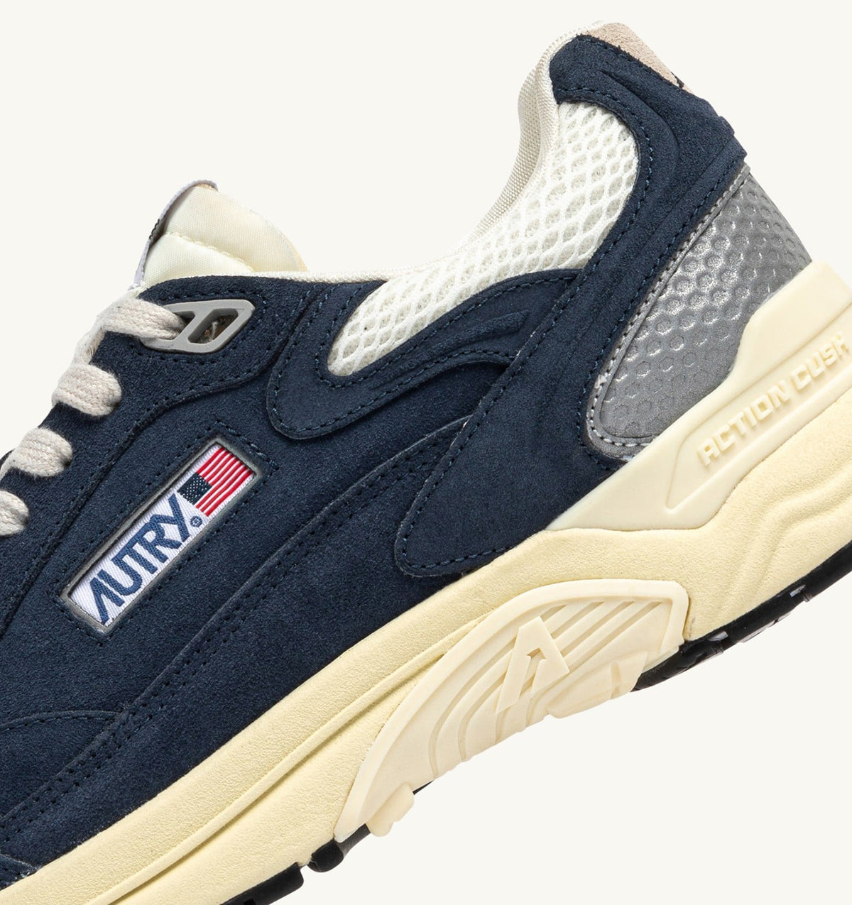 HYPERWAY SNEAKERS IN BLUETTE AND MARSHMALLOW MESH AND SUEDE - AUTRY Essential