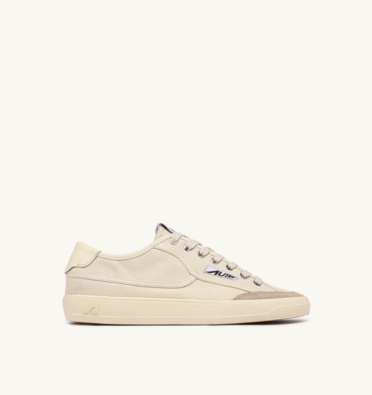 WINDSCAPE LOW SNEAKERS IN CREAM CANVAS - AUTRY Quality