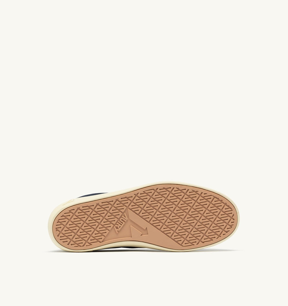 WINDSCAPE LOW SNEAKERS IN NAVY AND MARSHMALLOW SUEDE - AUTRY Value