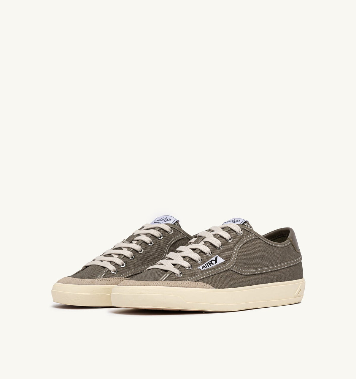 WINDSCAPE LOW SNEAKERS IN MILITARY CANVAS - AUTRY Quality