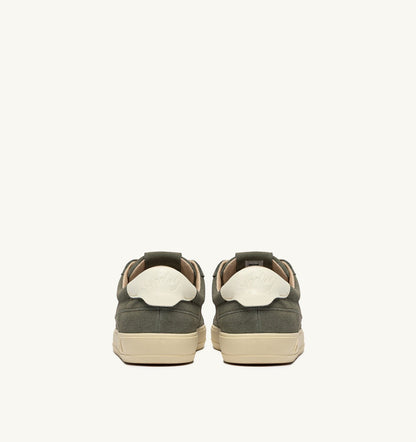 WINDSCAPE LOW SNEAKERS IN SMOKED GREEN AND MARSHMALLOW SUEDE - AUTRY Essential