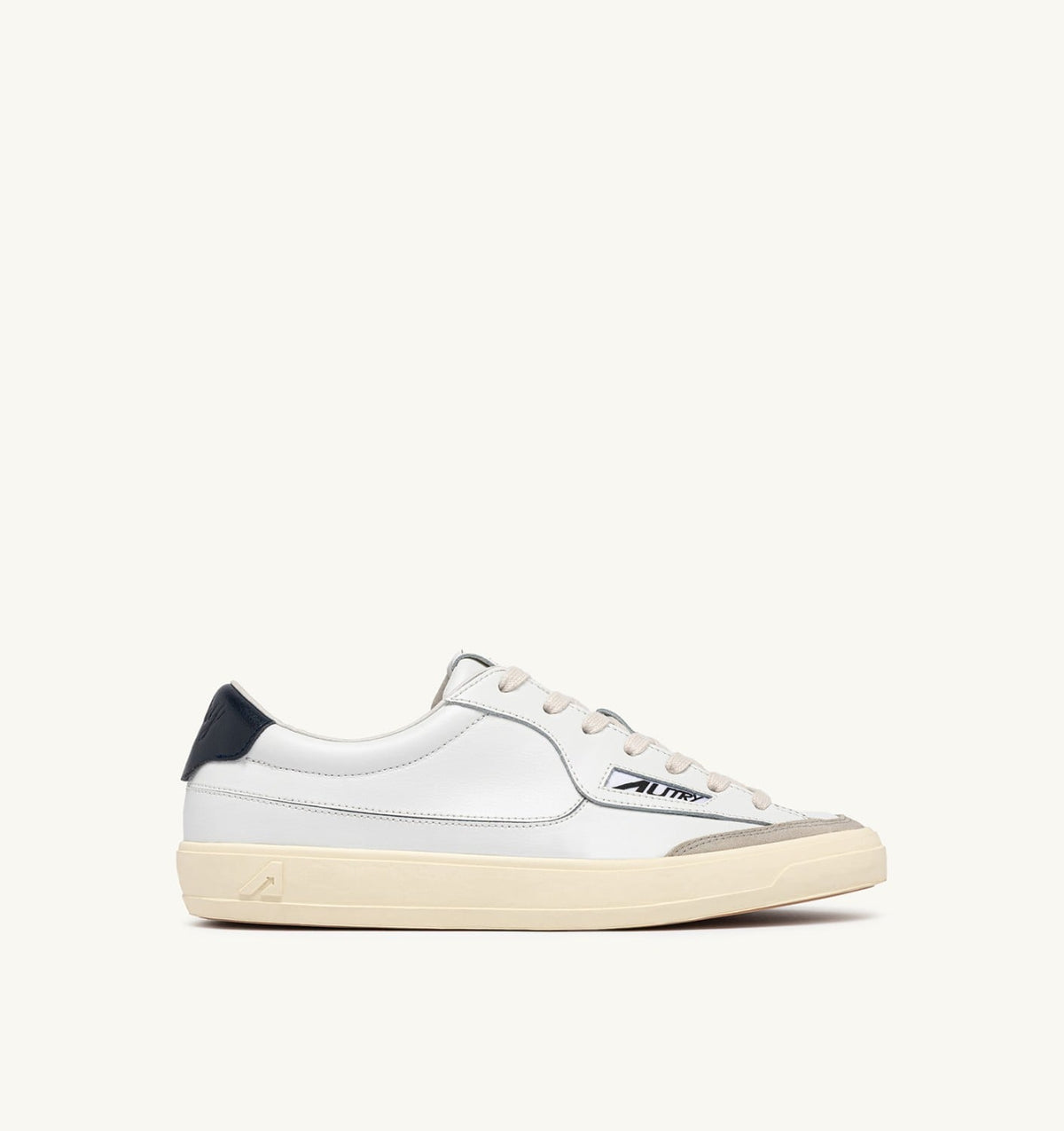 WINDSCAPE LOW SNEAKERS IN WHITE AND SPACE LEATHER - AUTRY Everyday