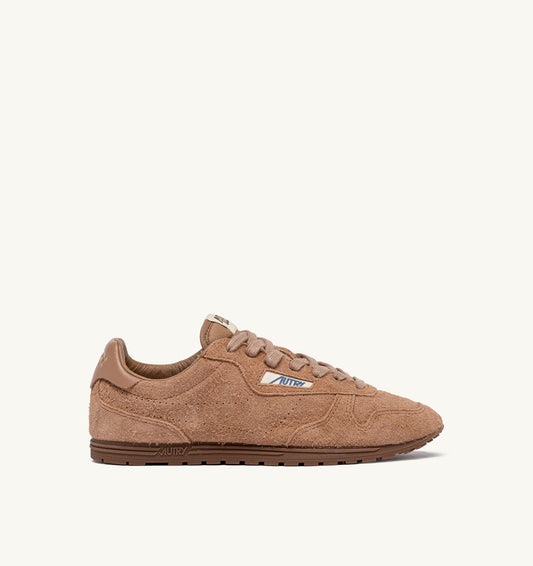 SNEAKERS WINDSPIN IN SIENA BROWN SUEDE - AUTRY Quality