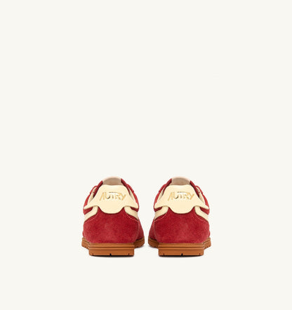 SNEAKERS WINDSPIN IN SUEDE AND LEATHER COLOR IMPERIAL RED AND RUTABAGA - AUTRY Latest