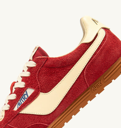 SNEAKERS WINDSPIN IN SUEDE AND LEATHER COLOR IMPERIAL RED AND RUTABAGA - AUTRY Latest